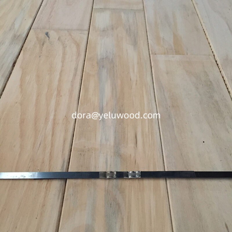 High-Strength Spruce LVL Scaffold Board, Made in China, 14" x 1-3/4" x 30'